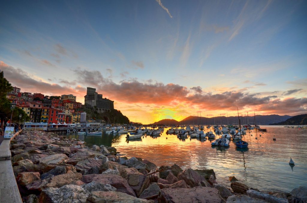 cinque terre boat tour